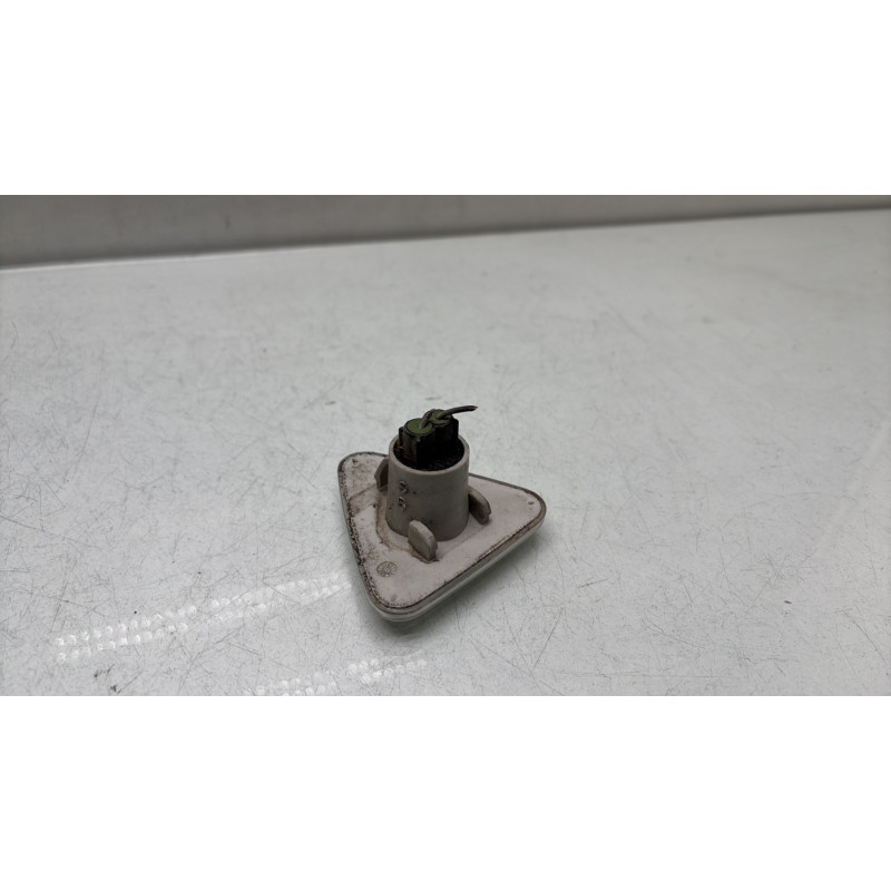 Repetiteur clignotant avant gauche (Feux) RENAULT KANGOO 2 Photo n°3