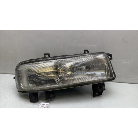 Optique avant principal droit (feux)(phare) RENAULT MASTER 2 Photo n°1