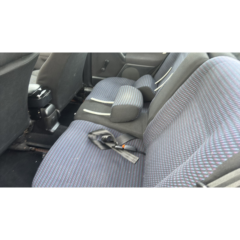 Feu arriere principal droit (feux) VOLKSWAGEN VENTO Photo n°20