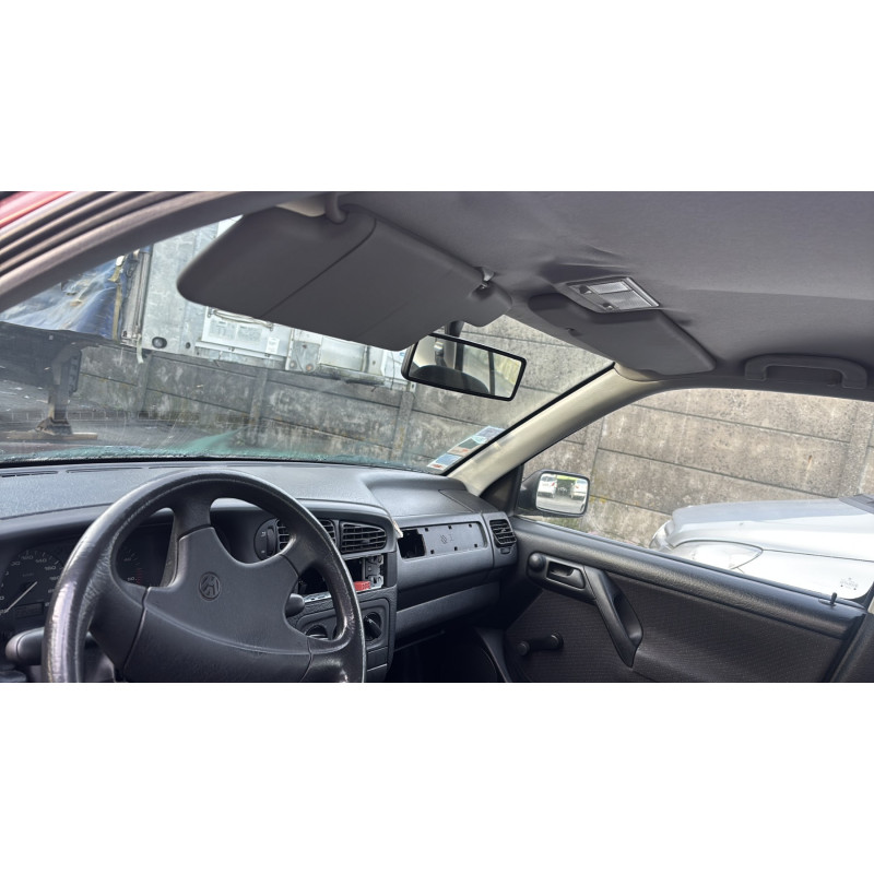 Feu arriere secondaire gauche (feux) VOLKSWAGEN VENTO Photo n°20