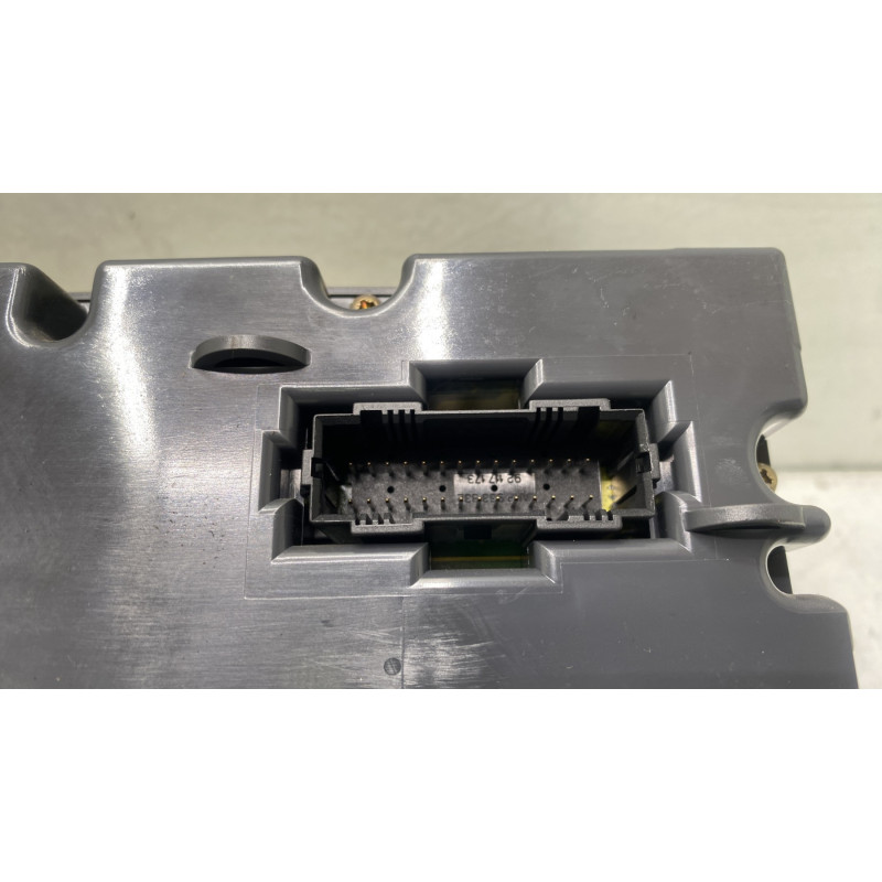 Compteur VOLKSWAGEN VENTO Photo n°5