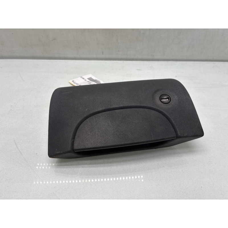 Poignee porte coffre gauche RENAULT KANGOO 1 Photo n°1