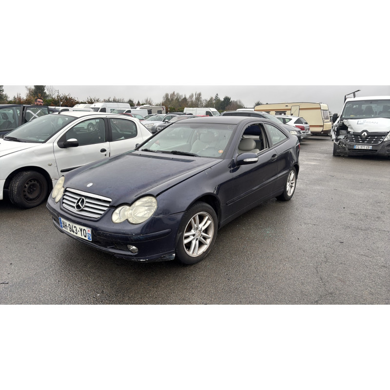 Capot MERCEDES CLASSE C 203 COUPE SPORT Photo n°8