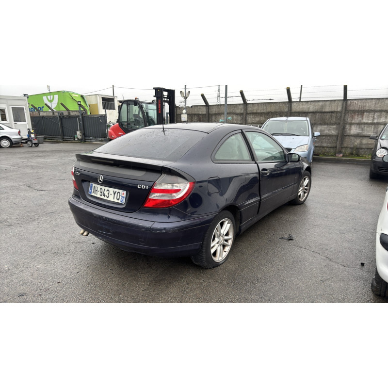 Capot MERCEDES CLASSE C 203 COUPE SPORT Photo n°10