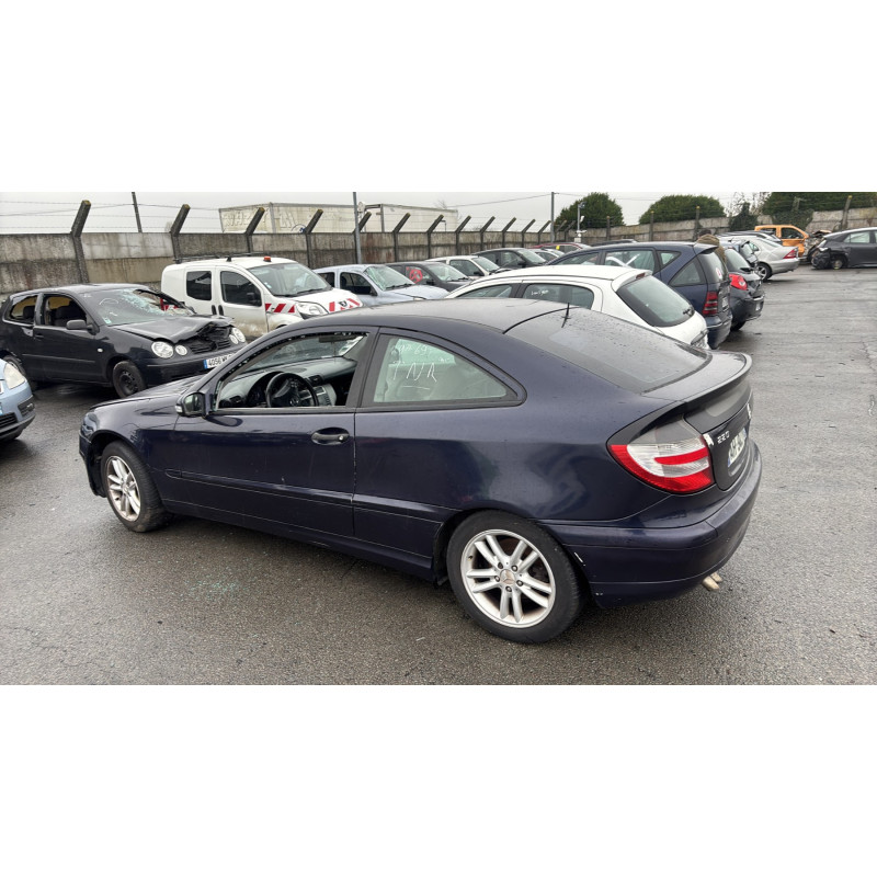 Capot MERCEDES CLASSE C 203 COUPE SPORT Photo n°13