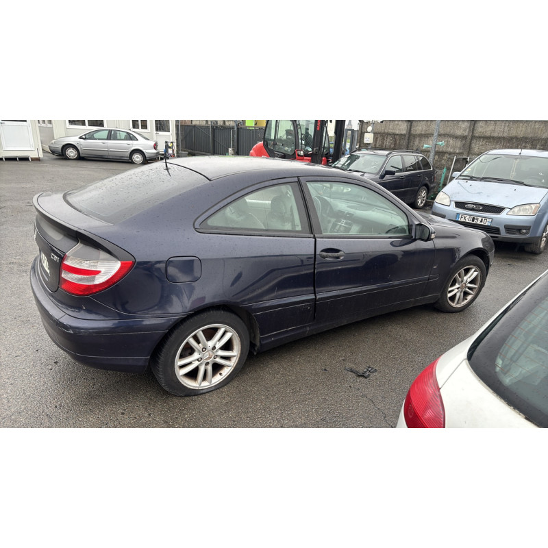 Capot MERCEDES CLASSE C 203 COUPE SPORT Photo n°14