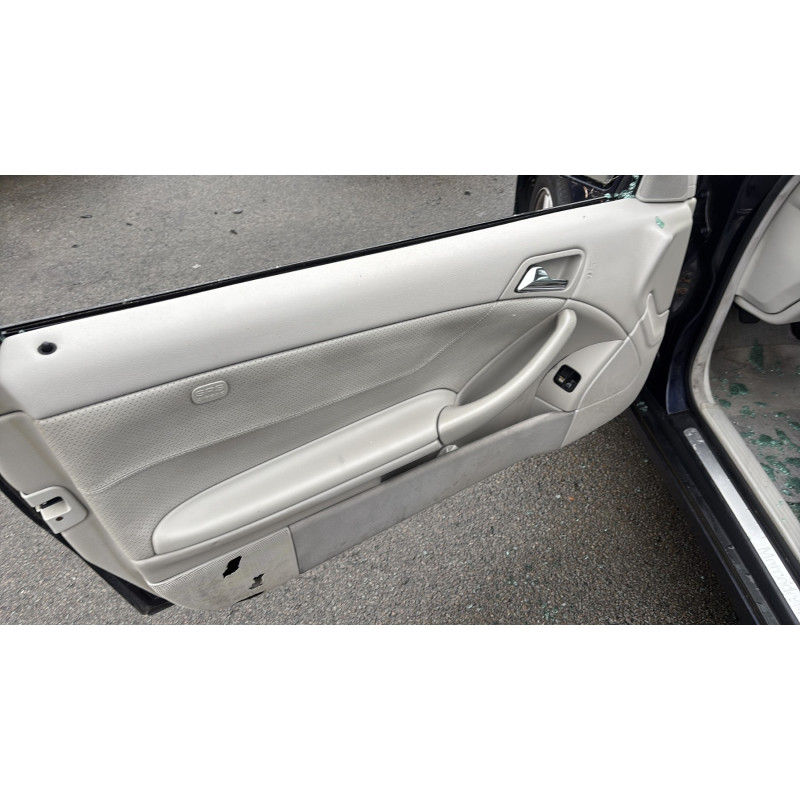 Capot MERCEDES CLASSE C 203 COUPE SPORT Photo n°16