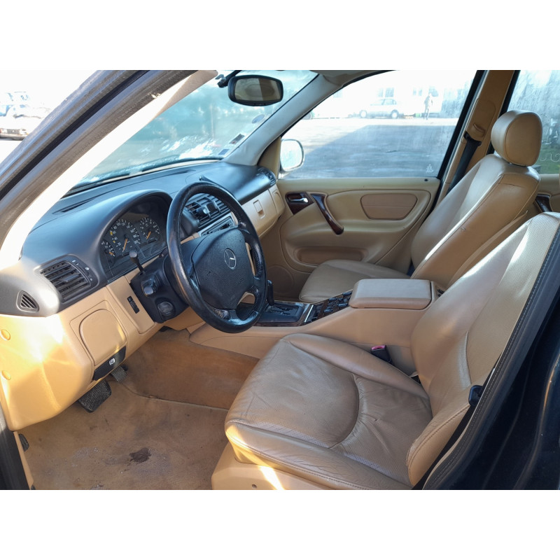 Commande retroviseurs MERCEDES CLASSE M 163 Photo n°10