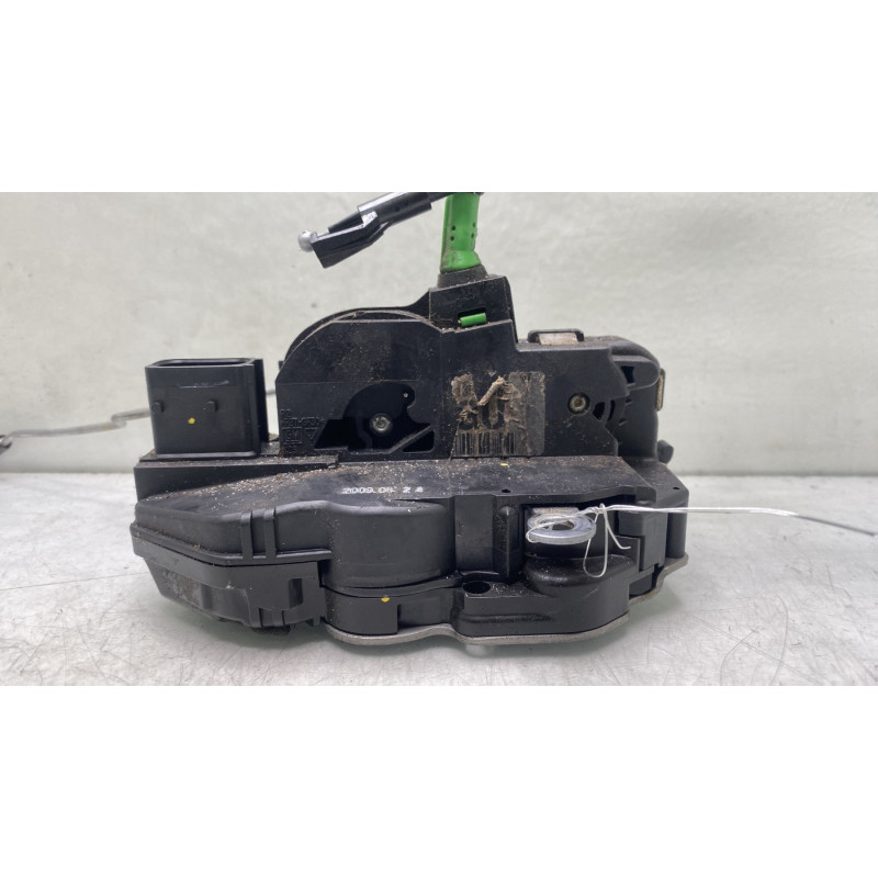 Serrure arriere droit OPEL ASTRA J Photo n°2