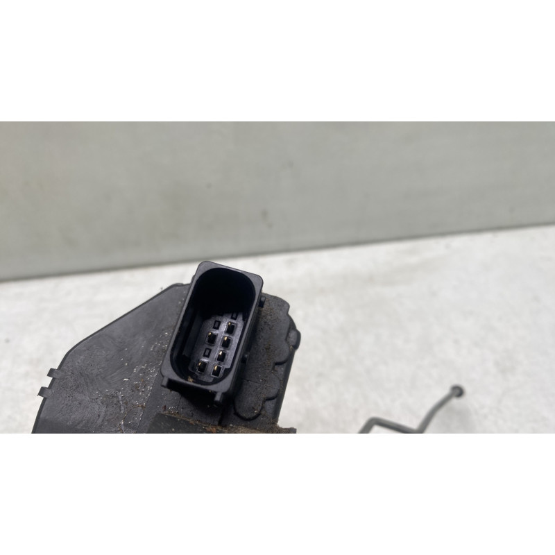 Serrure arriere droit OPEL ASTRA J Photo n°5