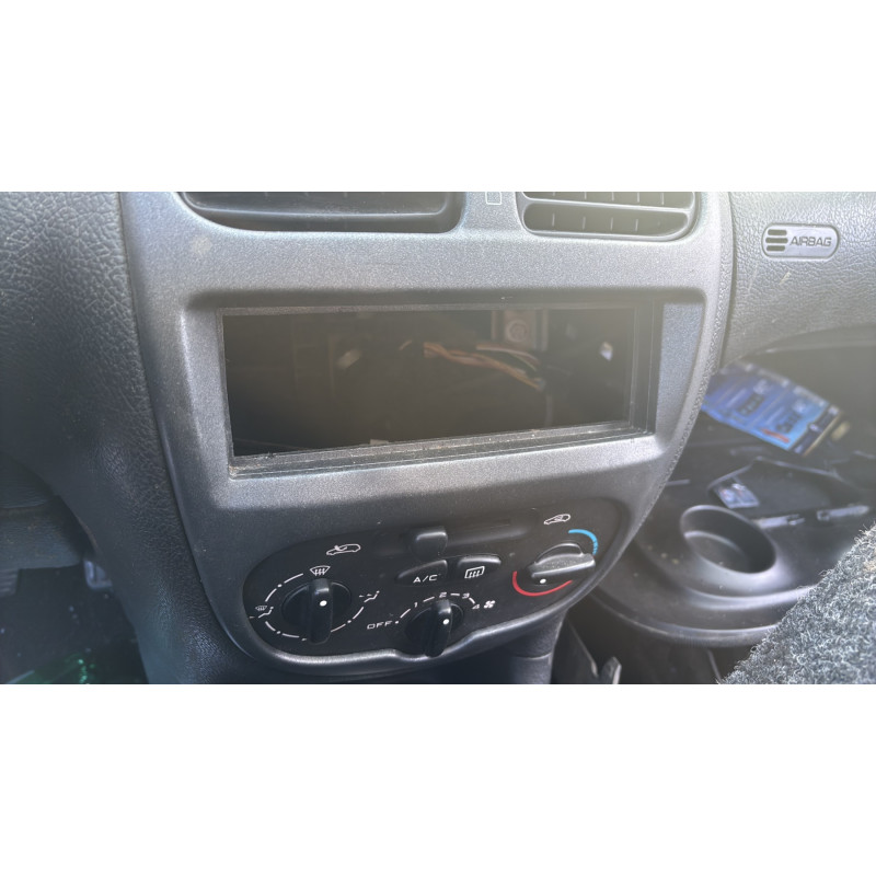 Moteur essuie glace arriere PEUGEOT 206 Photo n°12