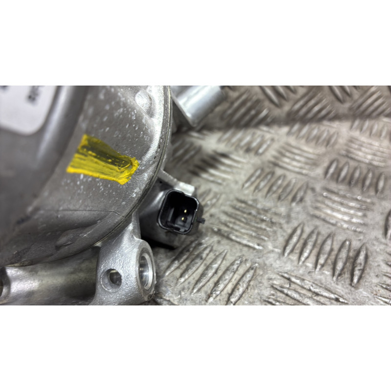 Compresseur clim CITROEN C5 AIRCROSS Photo n°3