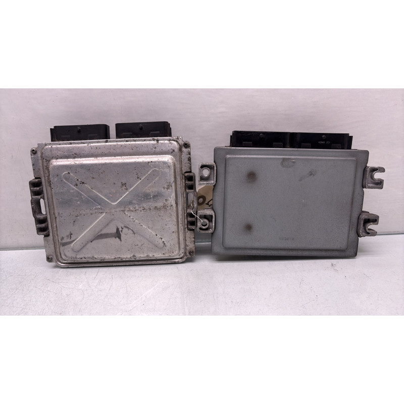 Calculateur moteur DACIA SANDERO 1 Photo n°6