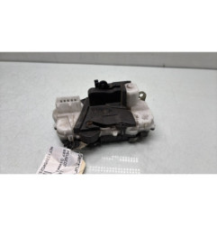 Serrure avant droit PEUGEOT 607