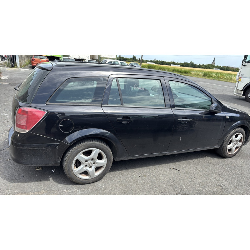 Pare choc arriere OPEL ASTRA H Photo n°15