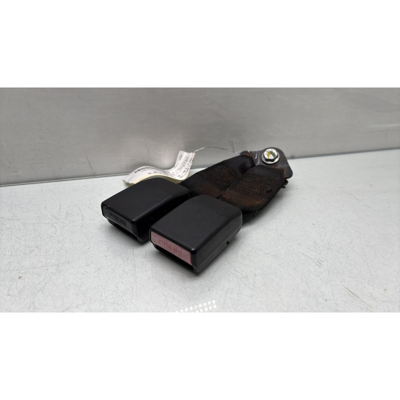 Attache ceinture arriere gauche DACIA SANDERO 1 Photo n°1