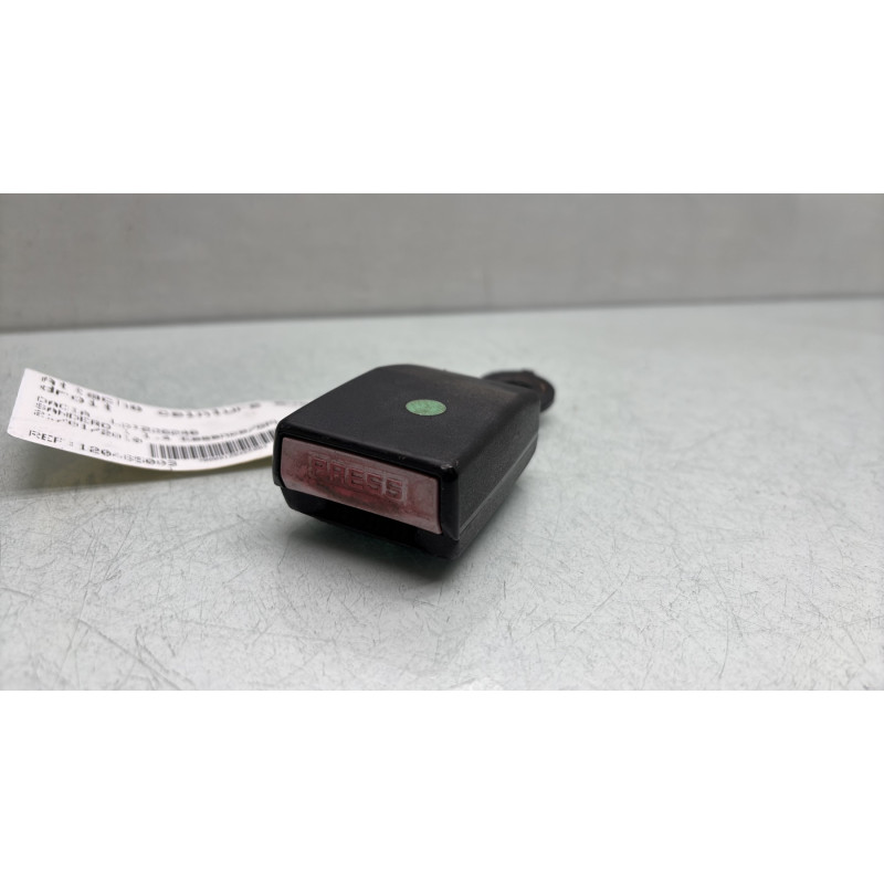 Attache ceinture avant droit DACIA SANDERO 1 Photo n°1
