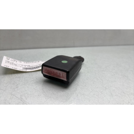 Attache ceinture avant droit DACIA SANDERO 1 Photo n°1
