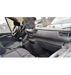 Enjoliveur de feu arriere droit NISSAN PRIMASTAR 2
