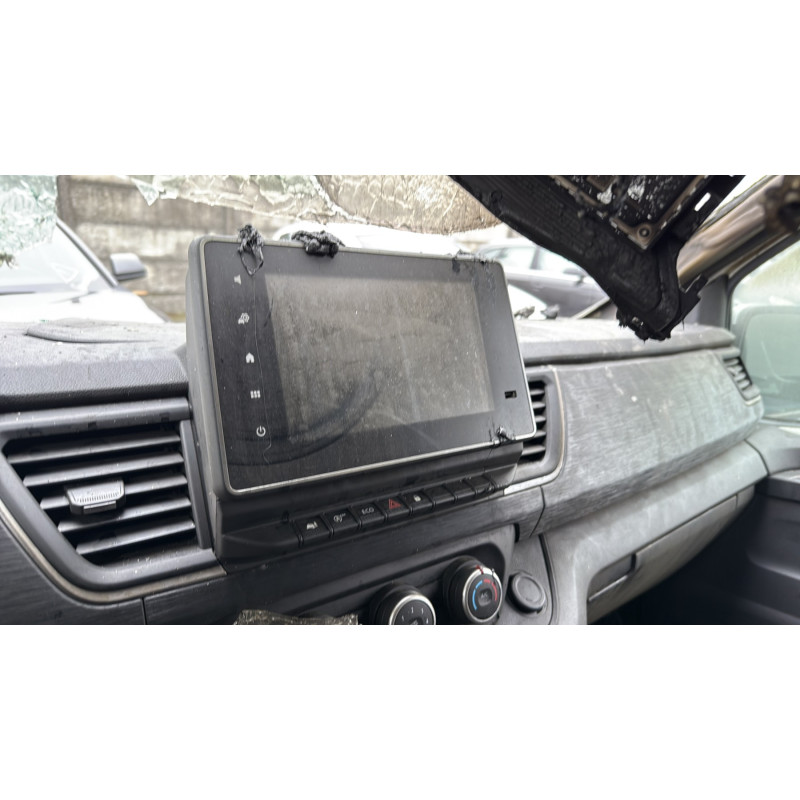 Enjoliveur de feu arriere droit NISSAN PRIMASTAR 2 Photo n°16