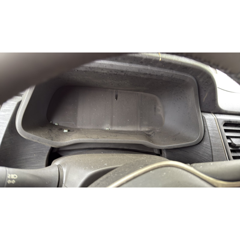 Enjoliveur de feu arriere droit NISSAN PRIMASTAR 2 Photo n°18