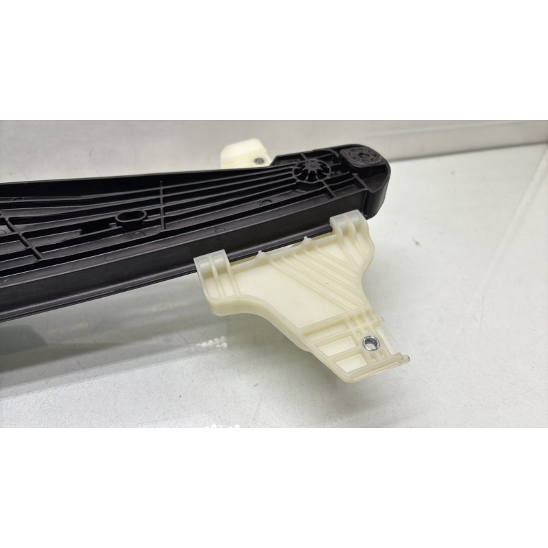 Leve vitre electrique arriere droit CITROEN C5 AIRCROSS Photo n°4
