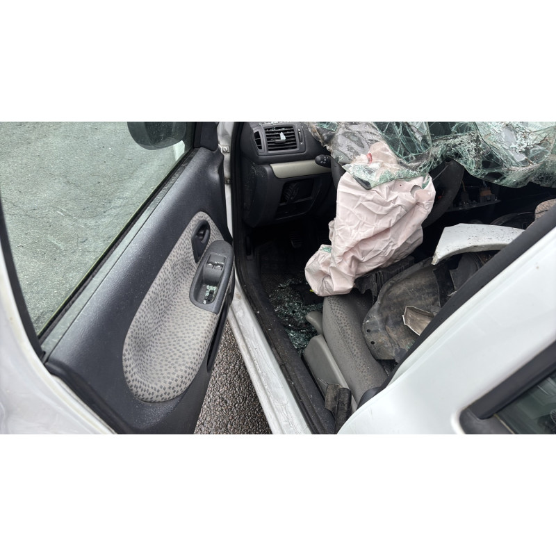 Poignee interieur arriere gauche RENAULT CLIO 2 Photo n°12