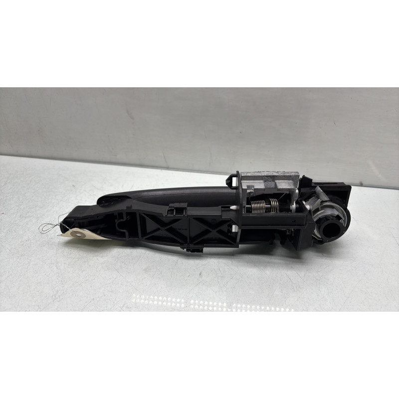 Poignee porte laterale droit NISSAN PRIMASTAR 2 Photo n°2