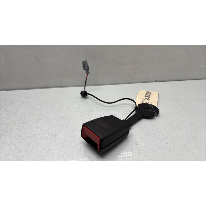 Attache ceinture avant gauche NISSAN PRIMASTAR 2 Photo n°1