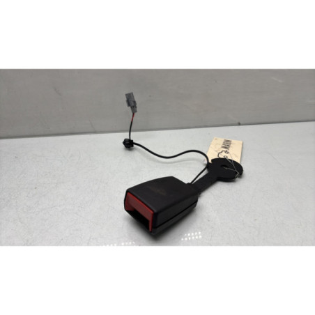 Attache ceinture avant gauche NISSAN PRIMASTAR 2 Photo n°1