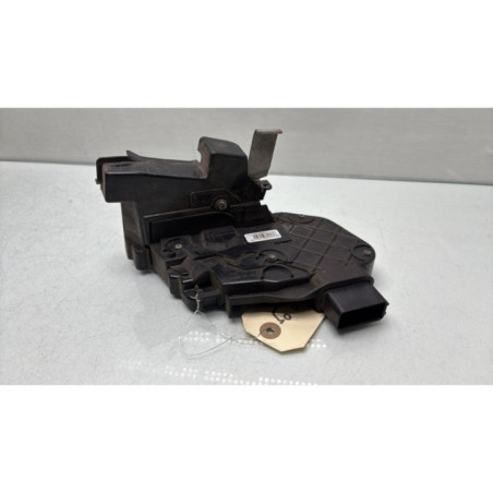 Serrure avant gauche FORD FOCUS 2