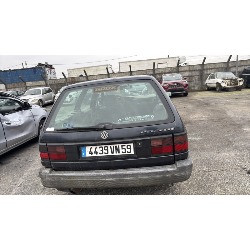Feu arriere principal droit (feux) VOLKSWAGEN PASSAT 3 Photo n°10