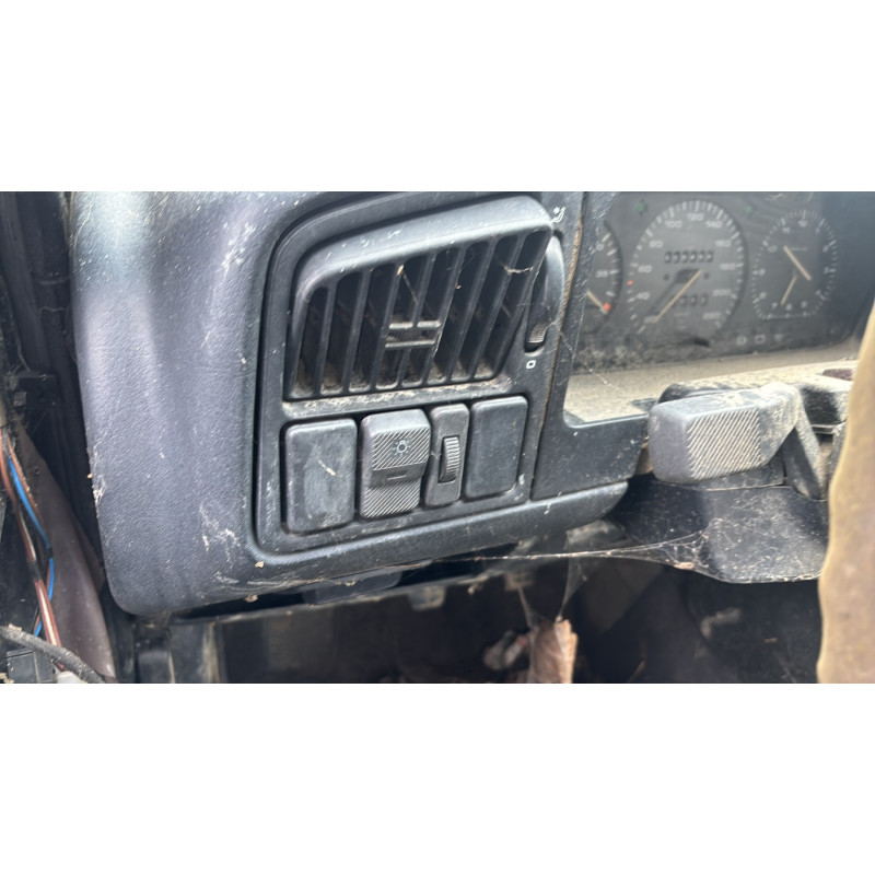 Feu arriere principal droit (feux) VOLKSWAGEN PASSAT 3 Photo n°18