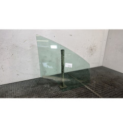 Vitre avant droit PEUGEOT 3008 1