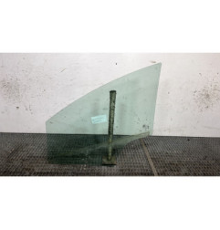 Vitre avant droit PEUGEOT 3008 1