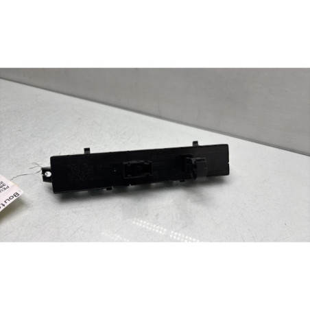 Bouton de warning PEUGEOT 3008 1