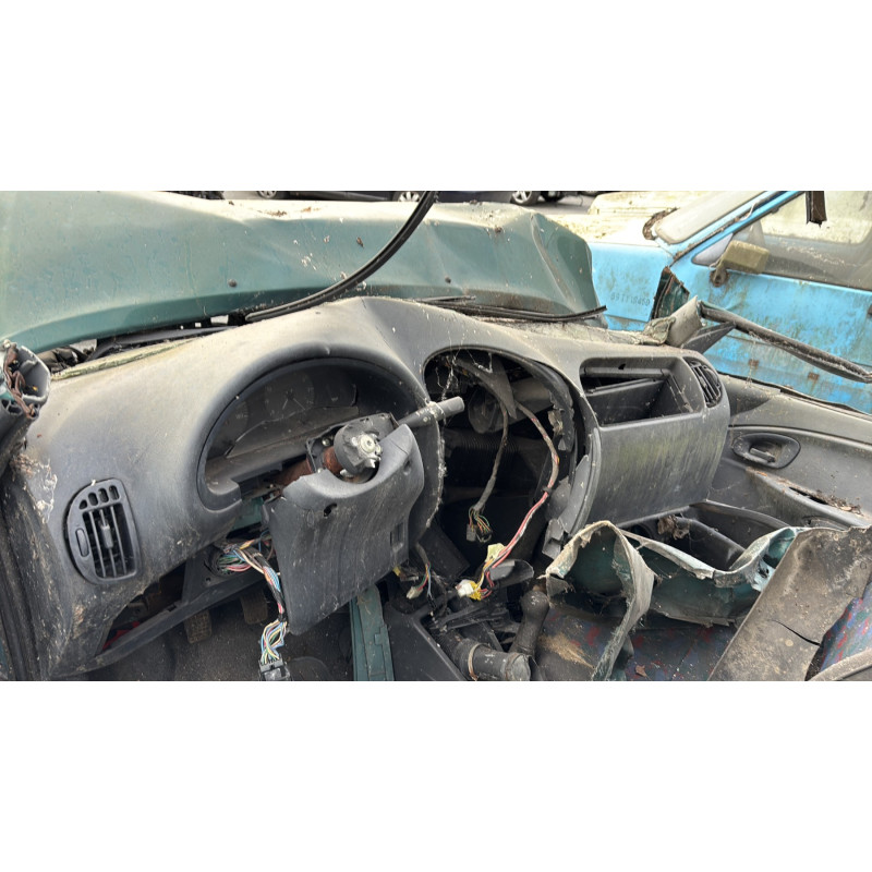 Feu arriere principal droit (feux) CITROEN SAXO Photo n°15