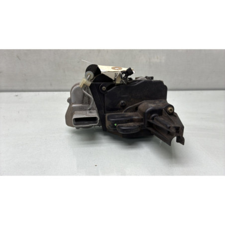 Serrure avant gauche PEUGEOT 307