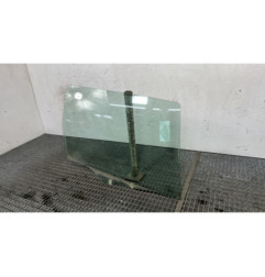 Vitre arriere droit PEUGEOT 307