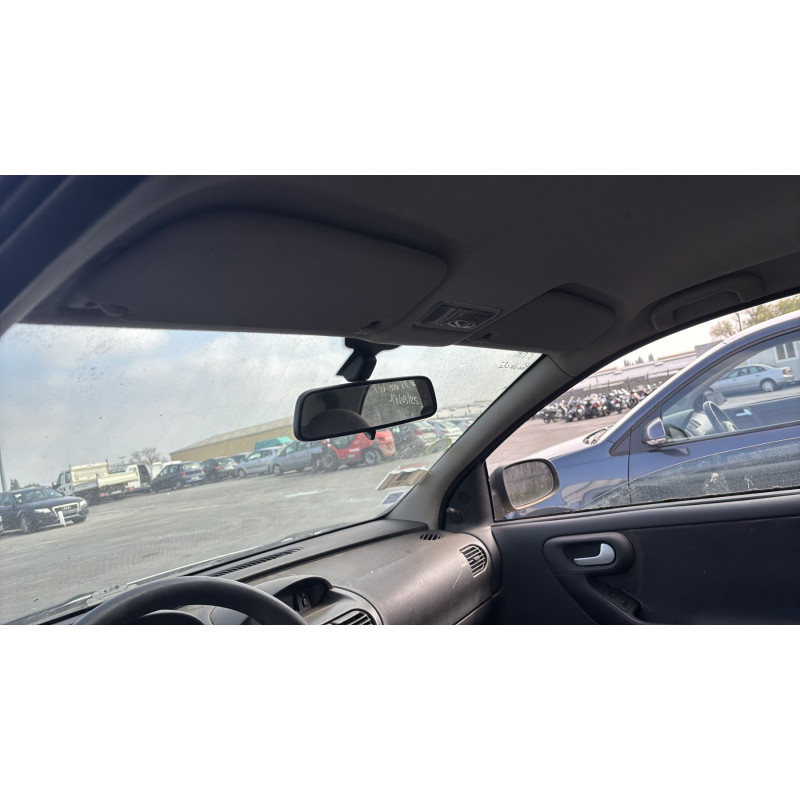 Custode arriere droit OPEL CORSA C Photo n°16