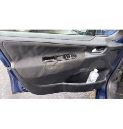 Vitre avant gauche PEUGEOT 207