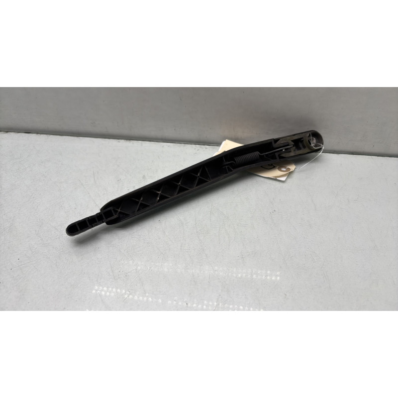 Bras essuie glace arriere OPEL CORSA D Photo n°2