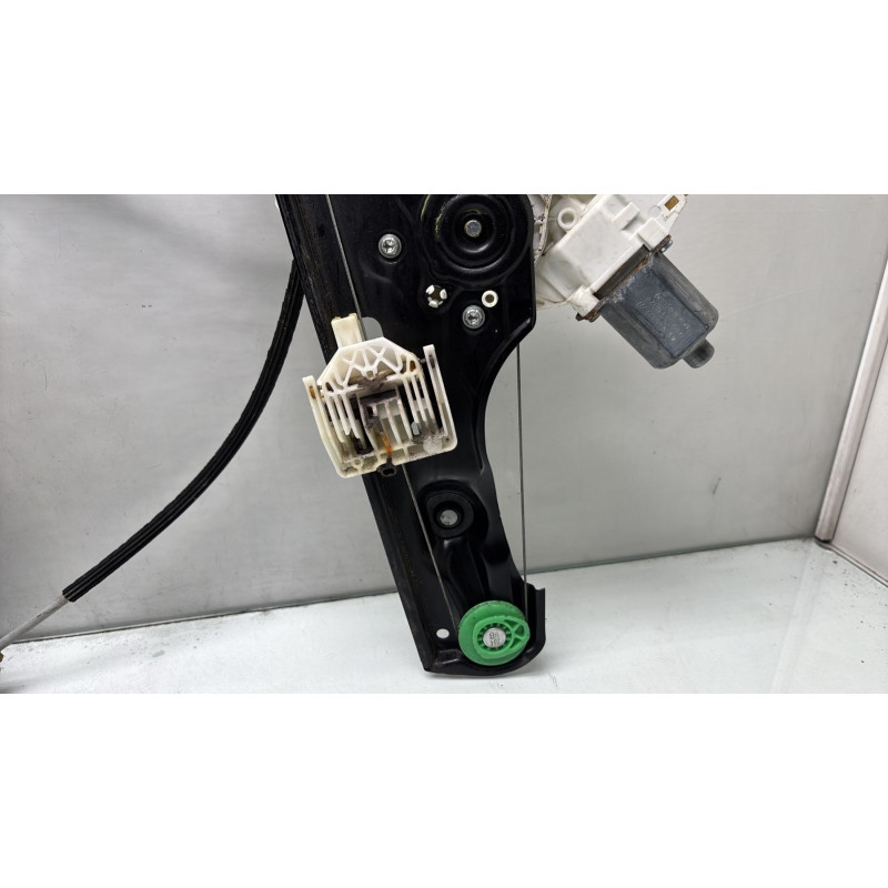 Leve vitre electrique avant droit BMW X1 E84 Photo n°5