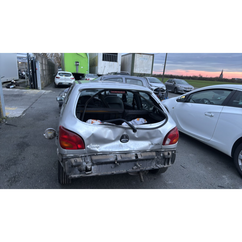 Retroviseur gauche FORD FIESTA 4 Photo n°11