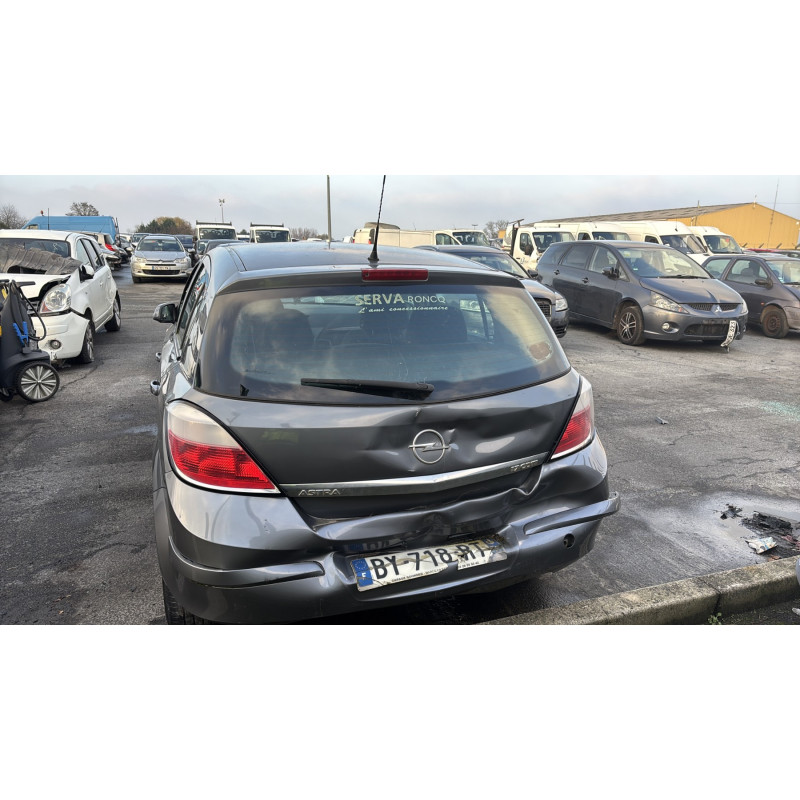 Aile avant gauche OPEL ASTRA H Photo n°9