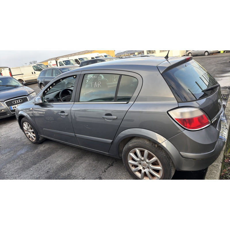 Aile avant gauche OPEL ASTRA H Photo n°10