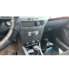 Aile avant gauche OPEL ASTRA H