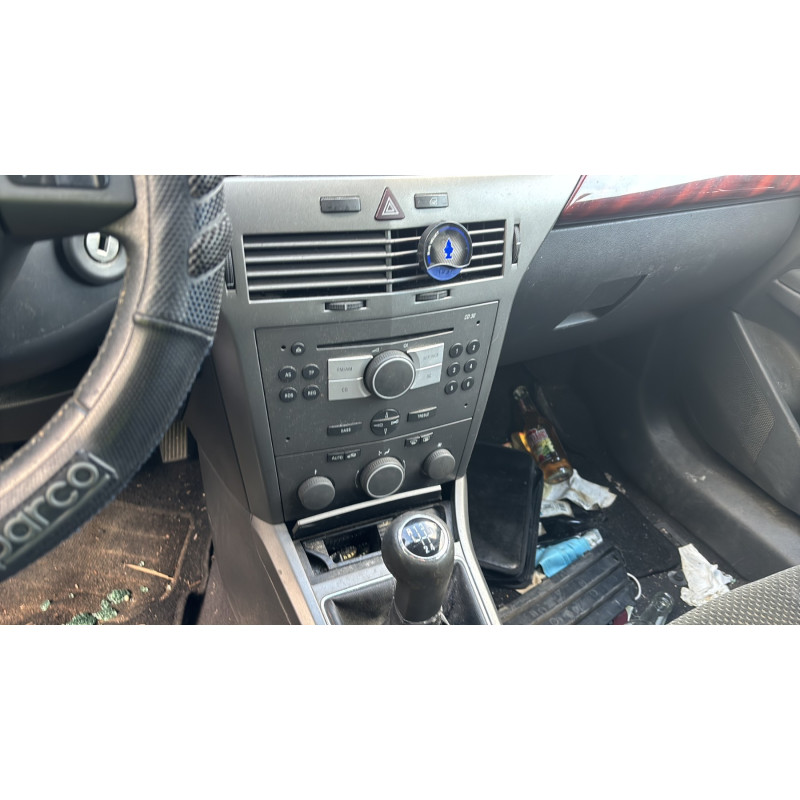 Aile avant gauche OPEL ASTRA H Photo n°16