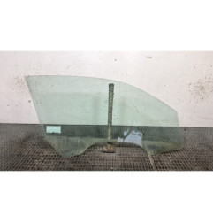 Vitre avant gauche FORD FIESTA 5