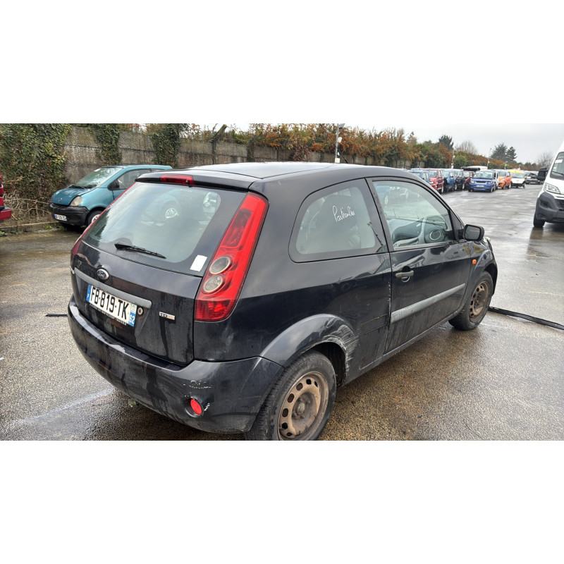 Vitre avant gauche FORD FIESTA 5 Photo n°7